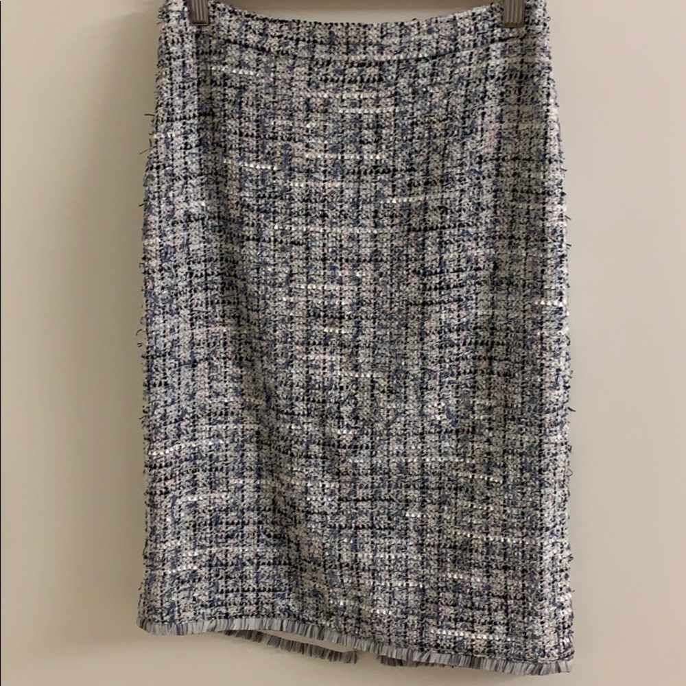 Ann taylor boucle pencil skirt size 0